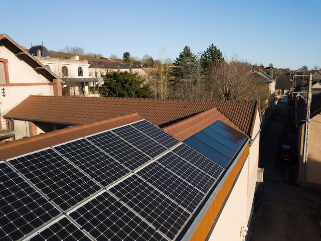 Installation de panneaux solaires dans le nord